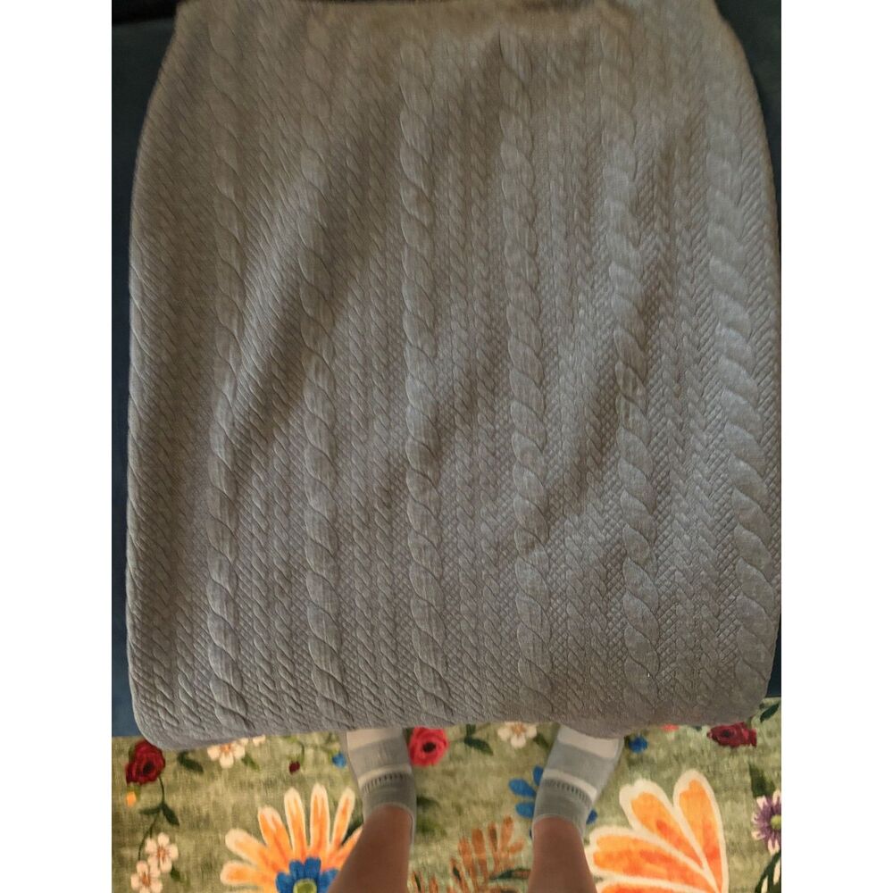 Mossimo Textured Pencil Skirt | Gray Cable Knit Print | Women's Large